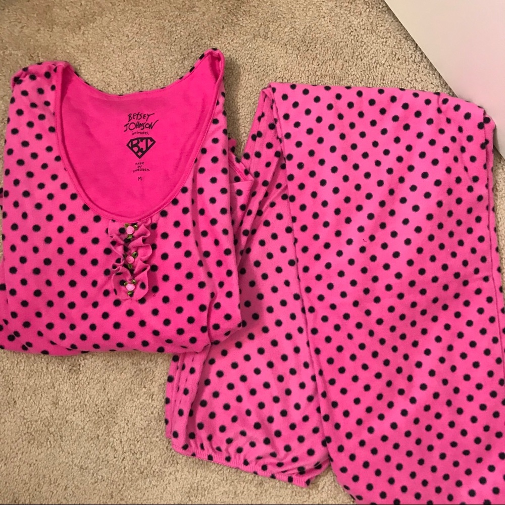 Betsey Johnson Fleece Pajama Set!